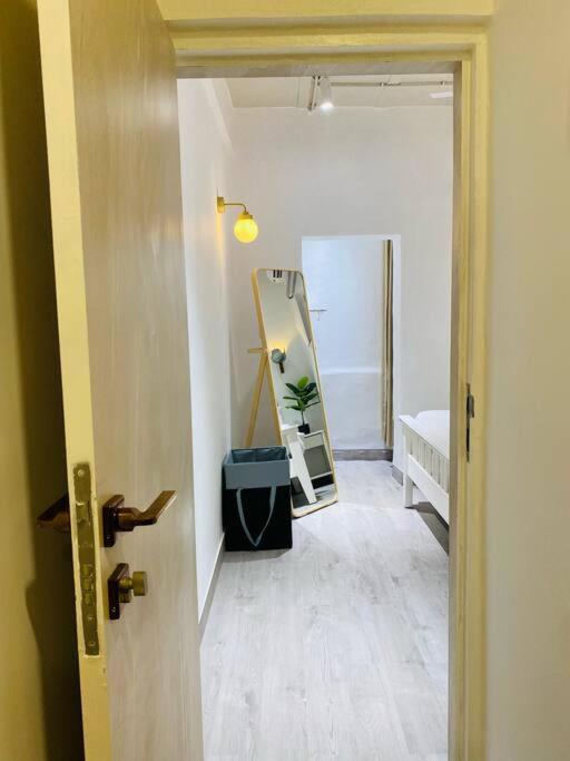 Apartament Vera 1bhk Bandra W By The Company Bombaj